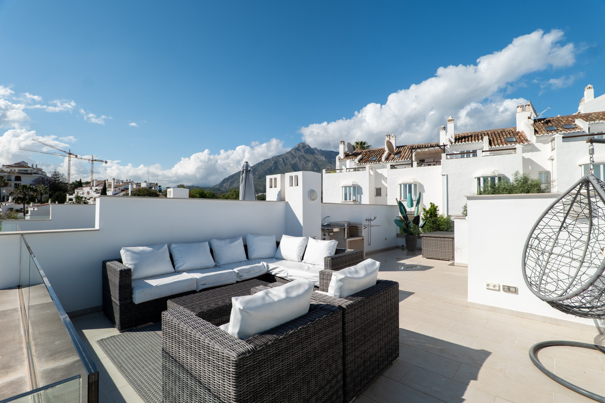 3 bedroom Townhouses for sale in Milla de Oro – R5042473