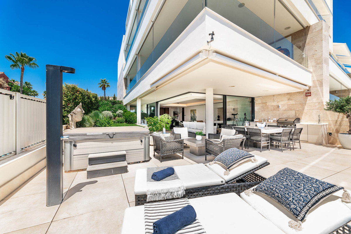 Apartamentos de 3 dormitorios en venta en La Quinta – R5046184