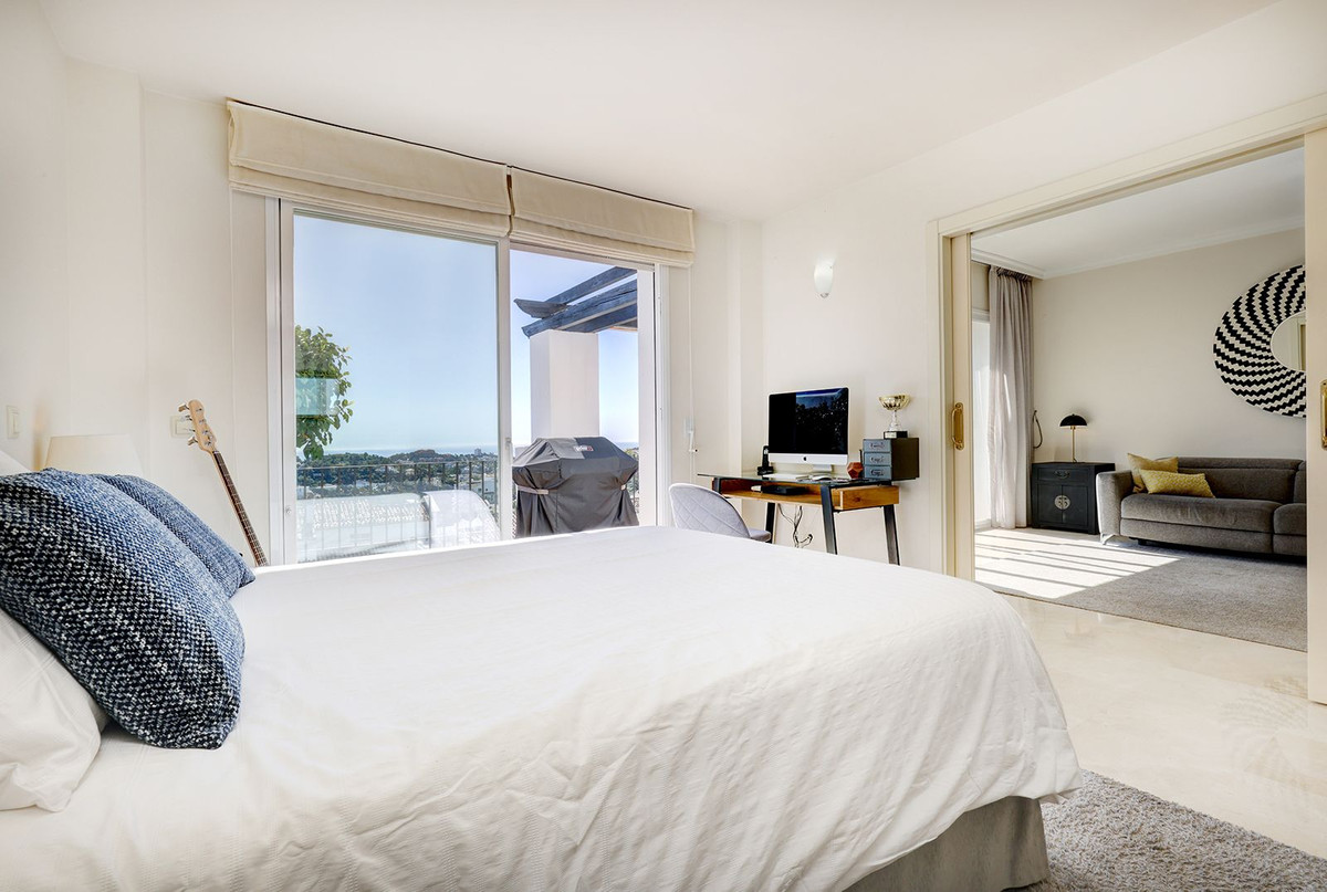 3 bedroom Apartments for sale in La Quinta – R5002753