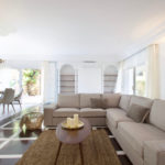 9 bedroom Villas for sale in Milla de Oro – R5065927