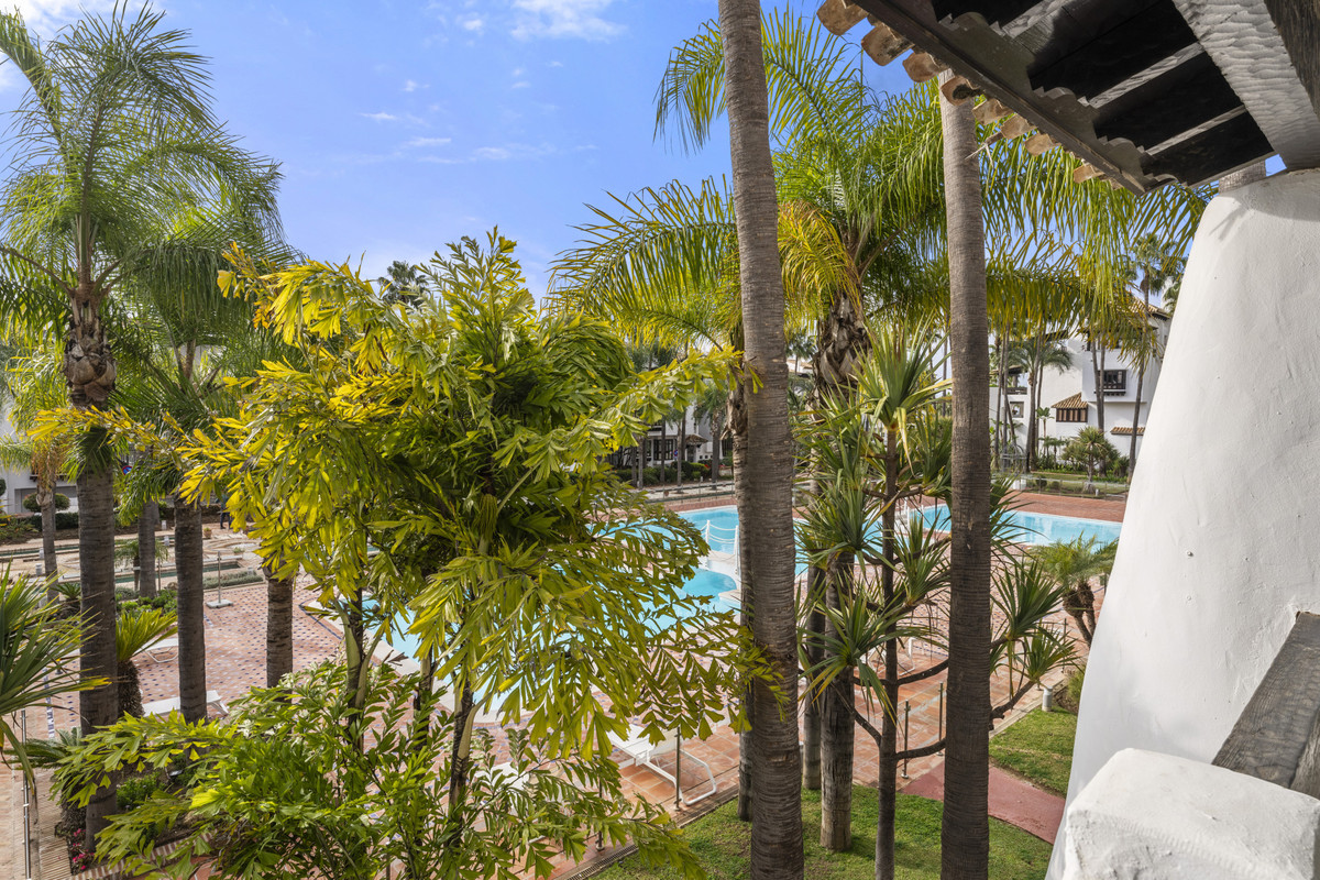 3 bedroom Apartments for sale in Milla de Oro – R5041411