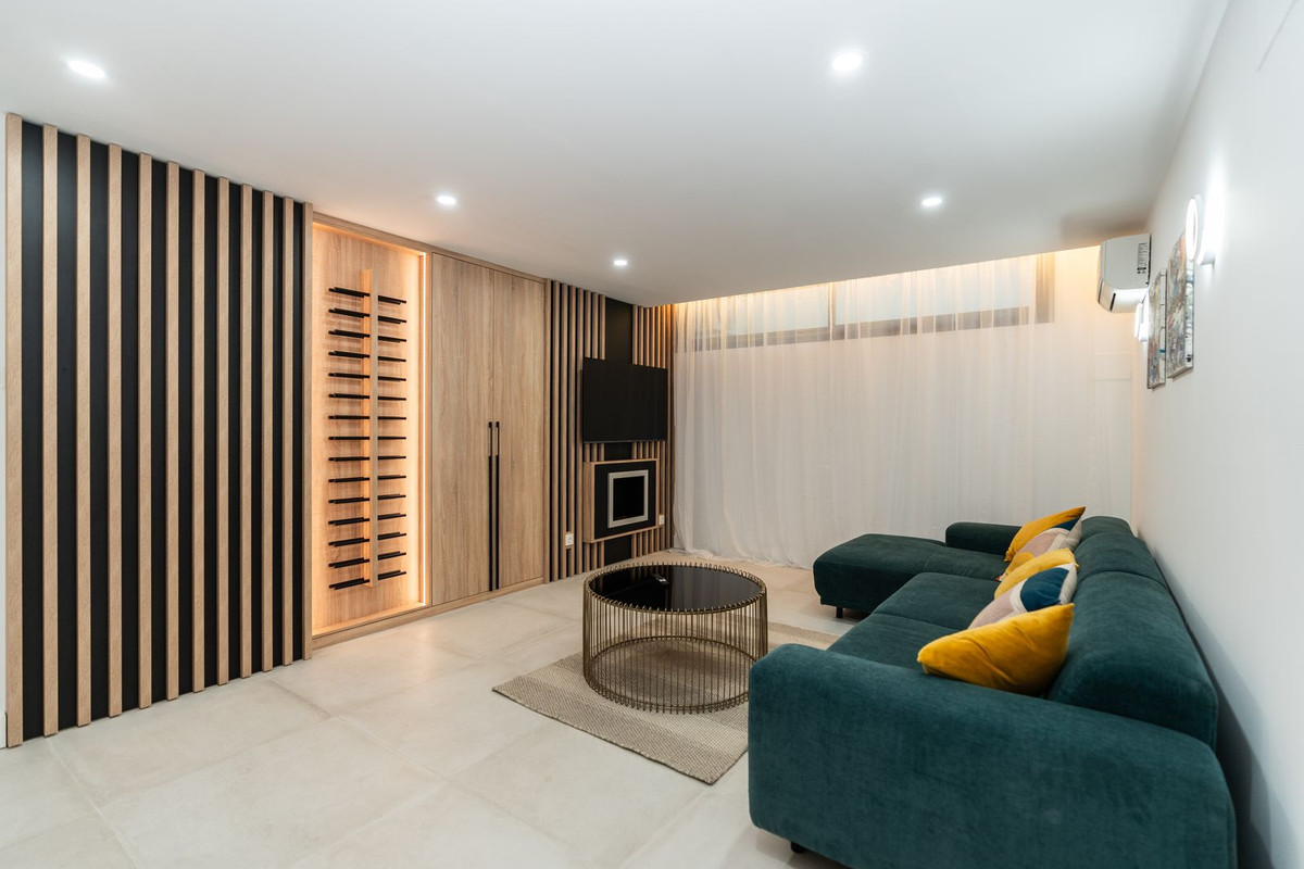 Apartamentos de 4 dormitorios en venta en Marbella – R5121868