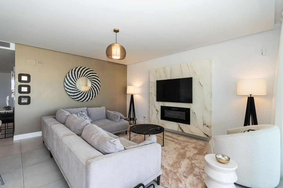 Apartamentos de 4 dormitorios en venta en Marbella – R5121868