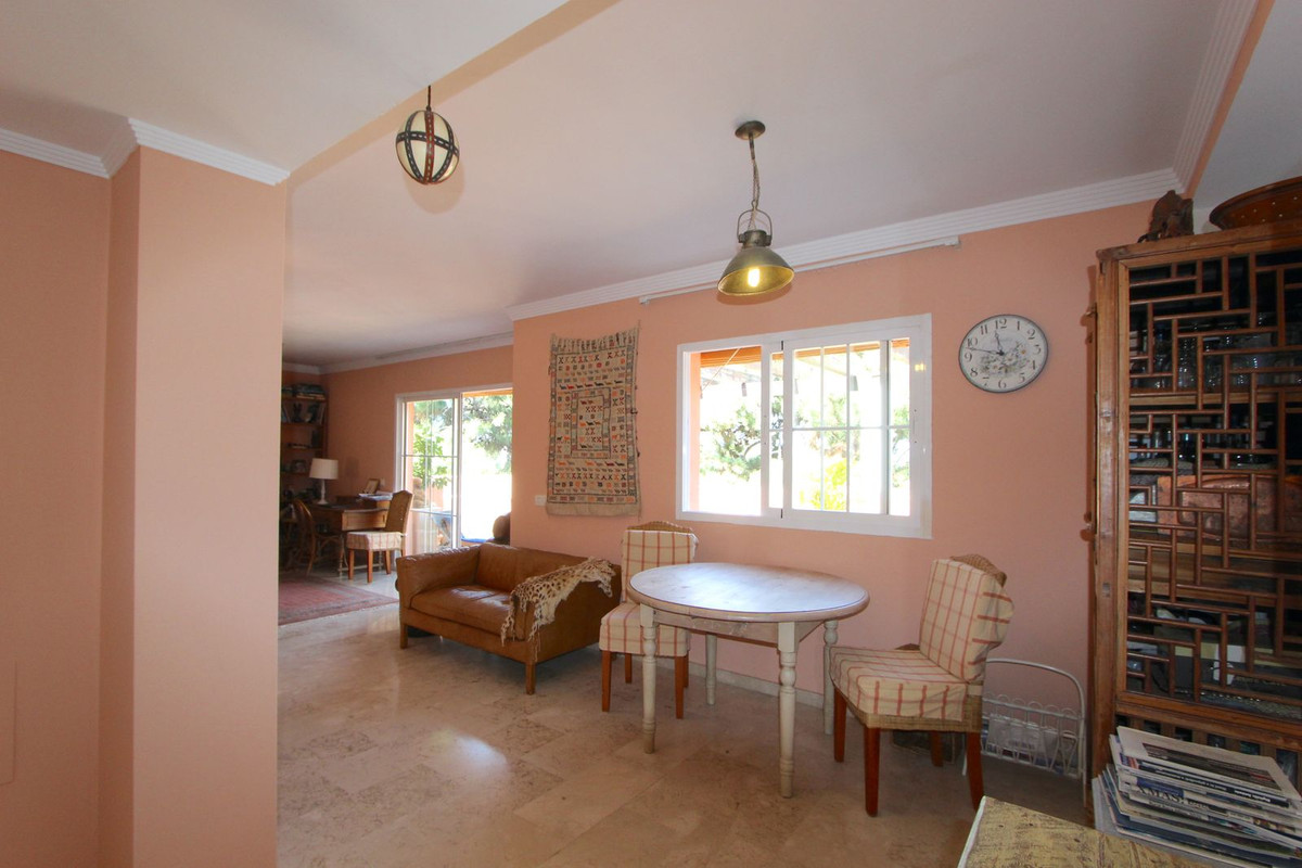 2 bedroom Penthouses for sale in Elviria – R5115484