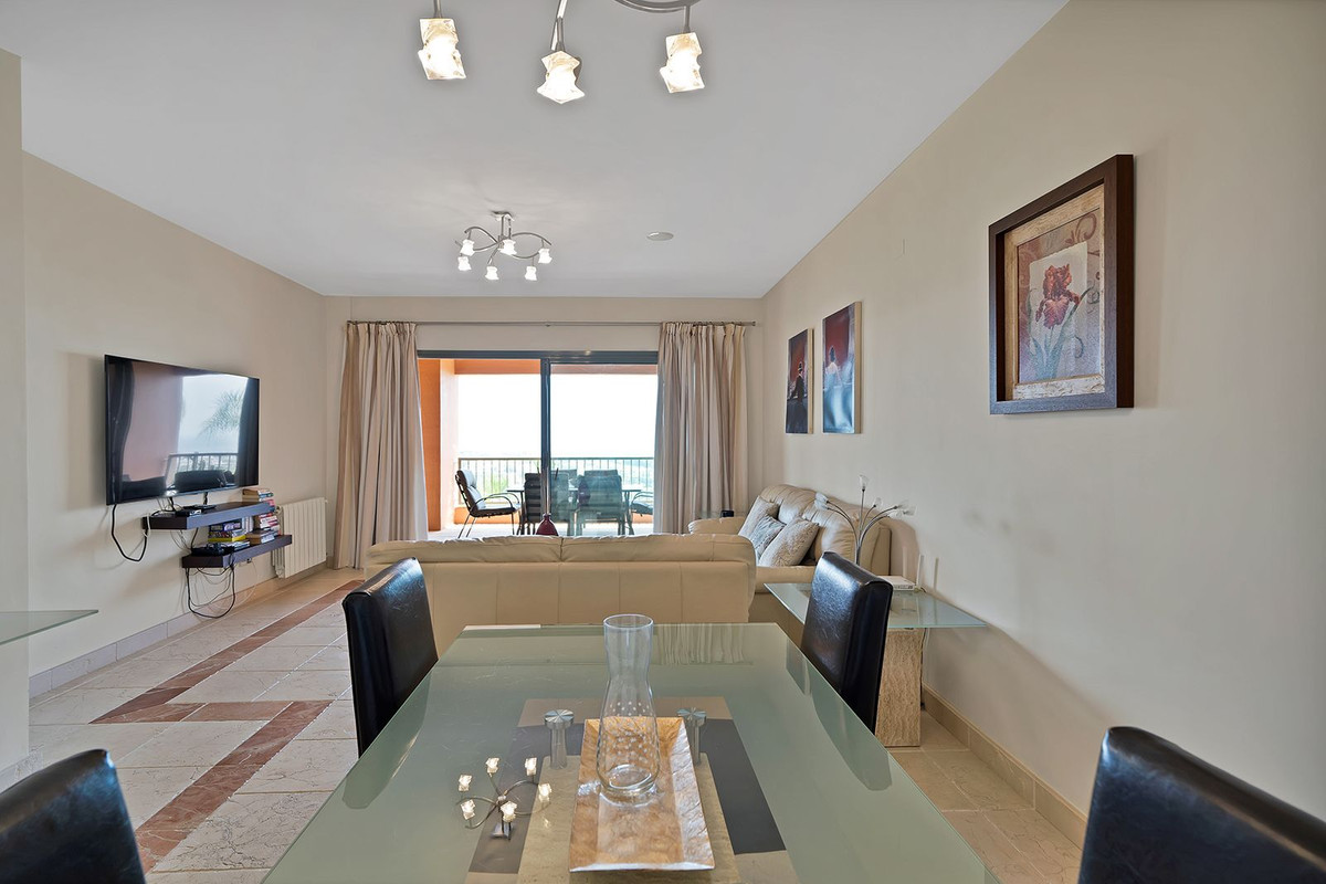 2 bedroom Apartments for sale in Los Flamingos – R5080999