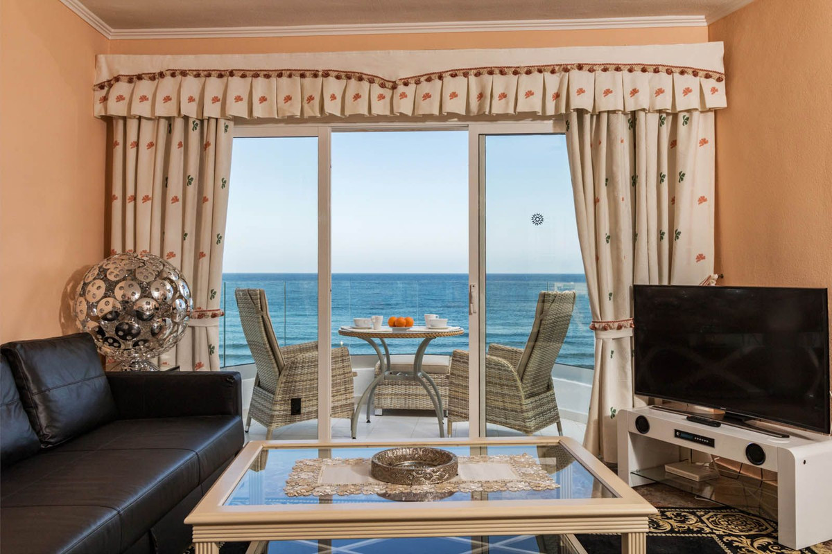 Apartamentos de 1 dormitorio en venta en Calahonda – R4888636