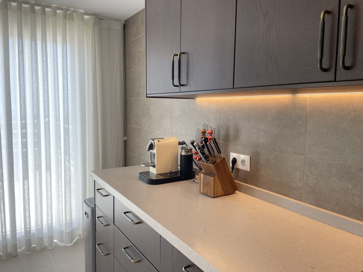 Apartamentos de 3 dormitorios en venta en Nueva Milla de Oro – R5106865