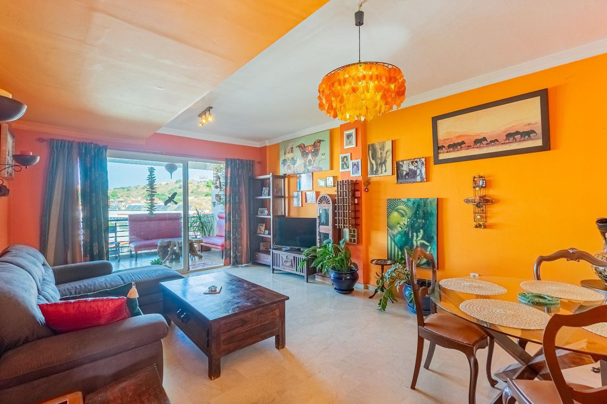 3 bedroom Apartments for sale in Riviera del Sol – R5116246
