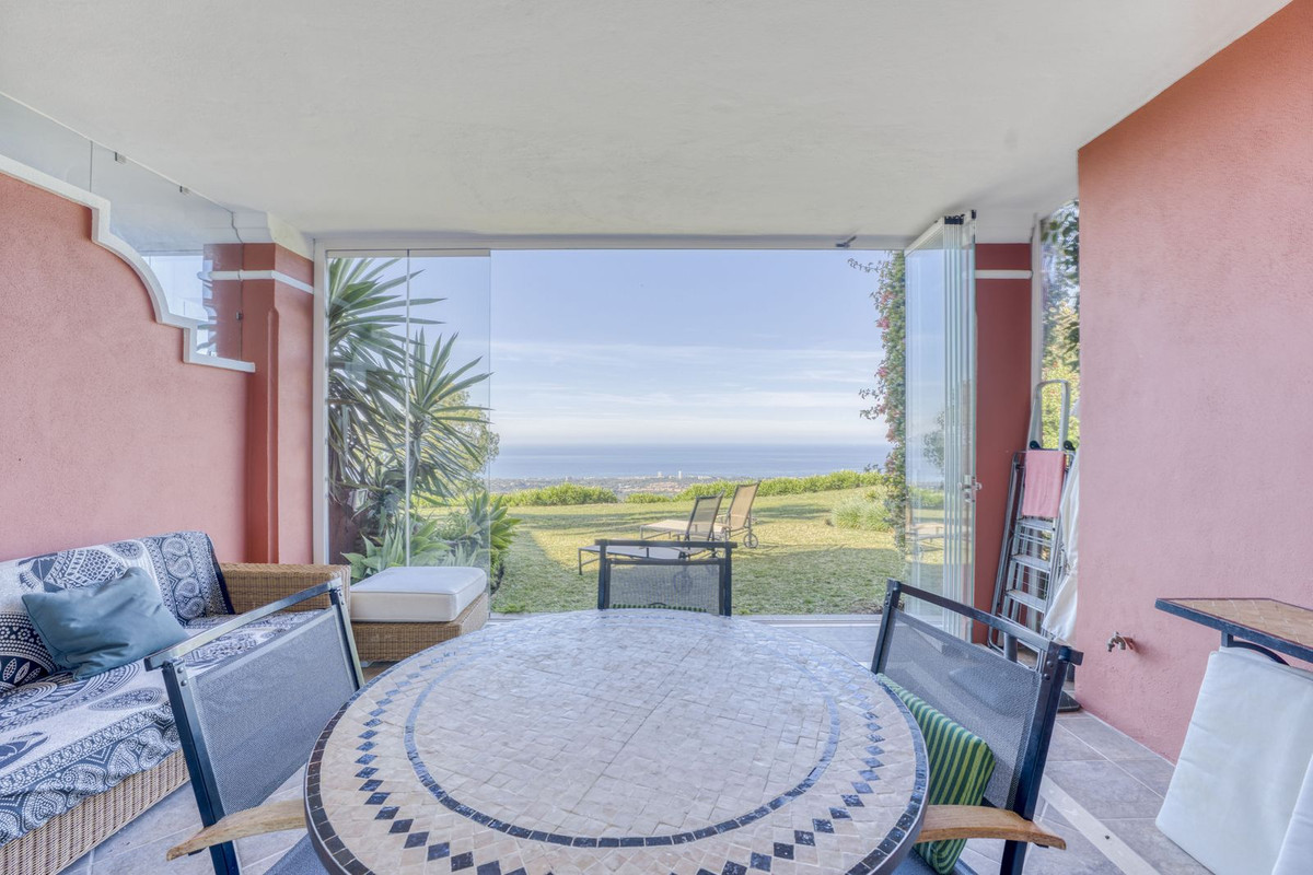 Apartamentos de 2 dormitorios en venta en La Mairena – R5122840