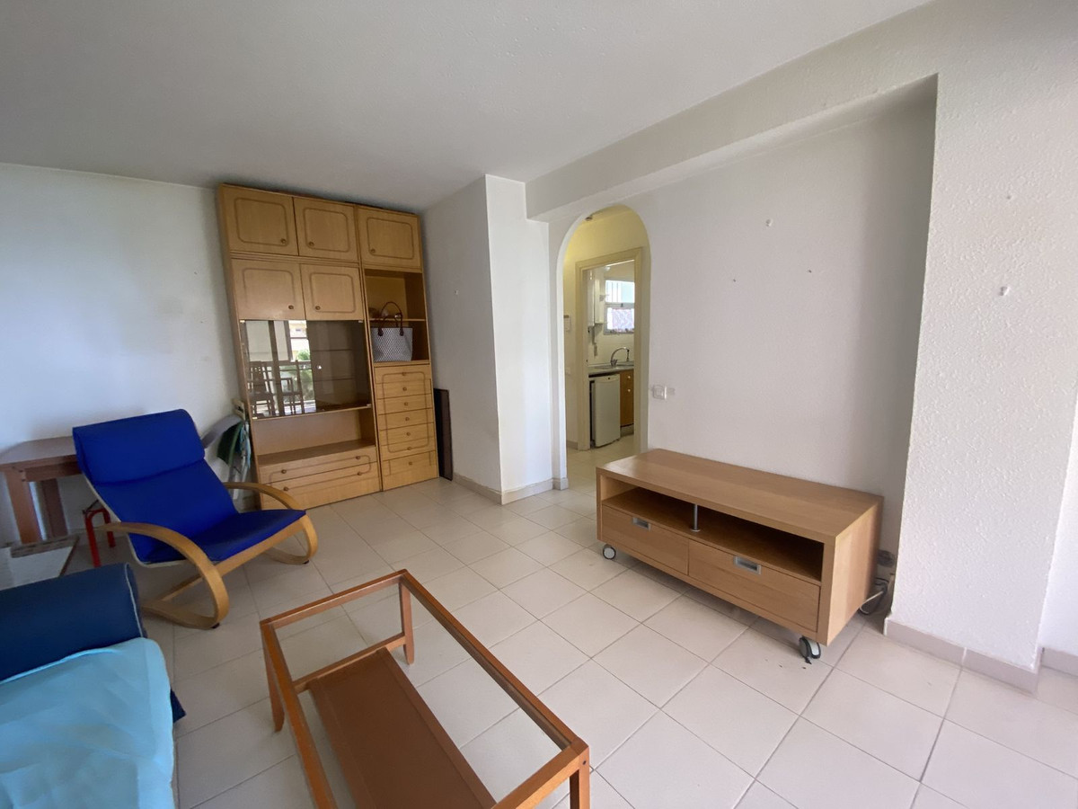 1 bedroom Apartments for sale in Marbella – R5112463