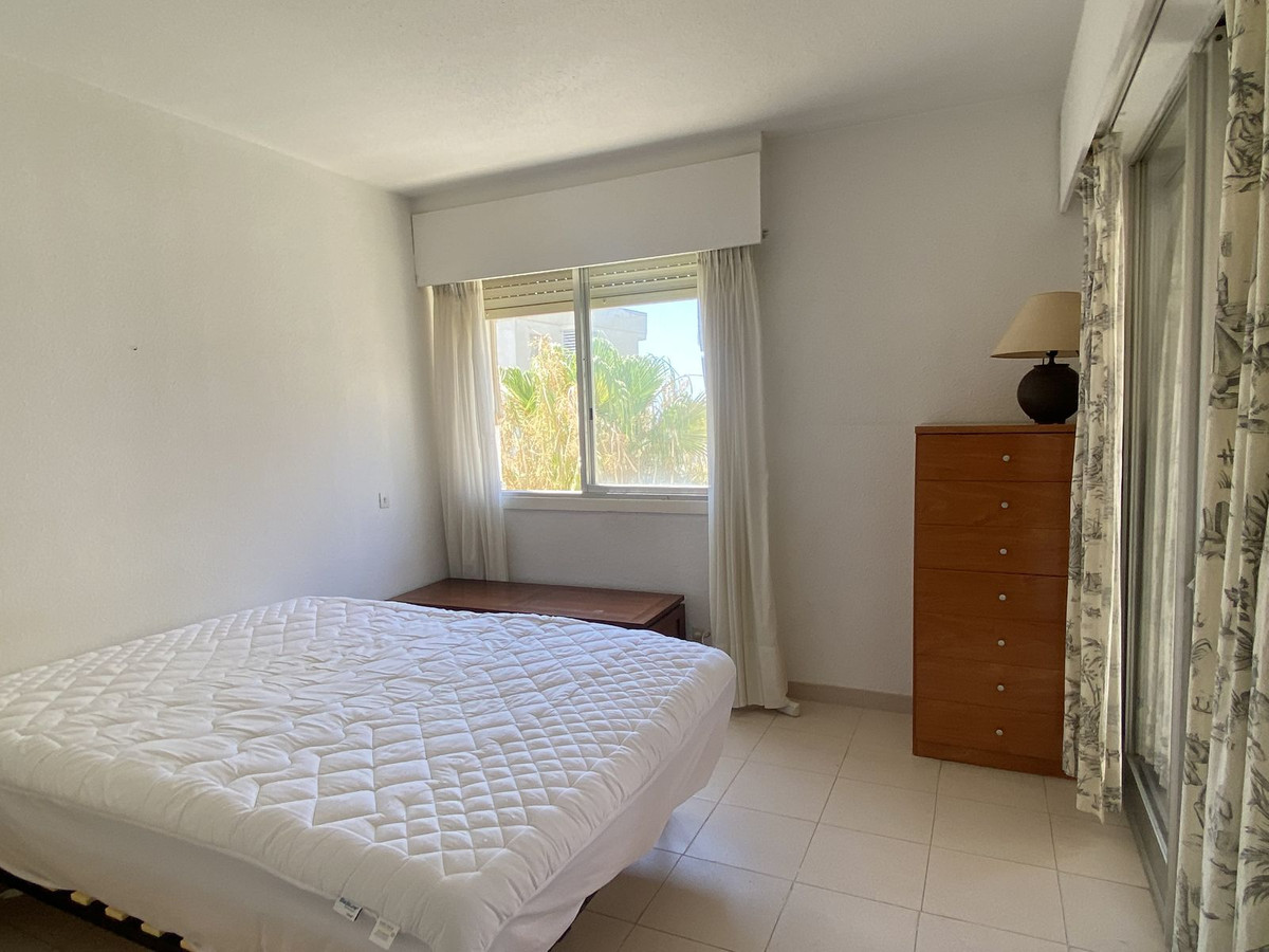 1 bedroom Apartments for sale in Marbella – R5112463