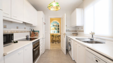 4 bedroom Apartments for sale in Marbella – R5110795