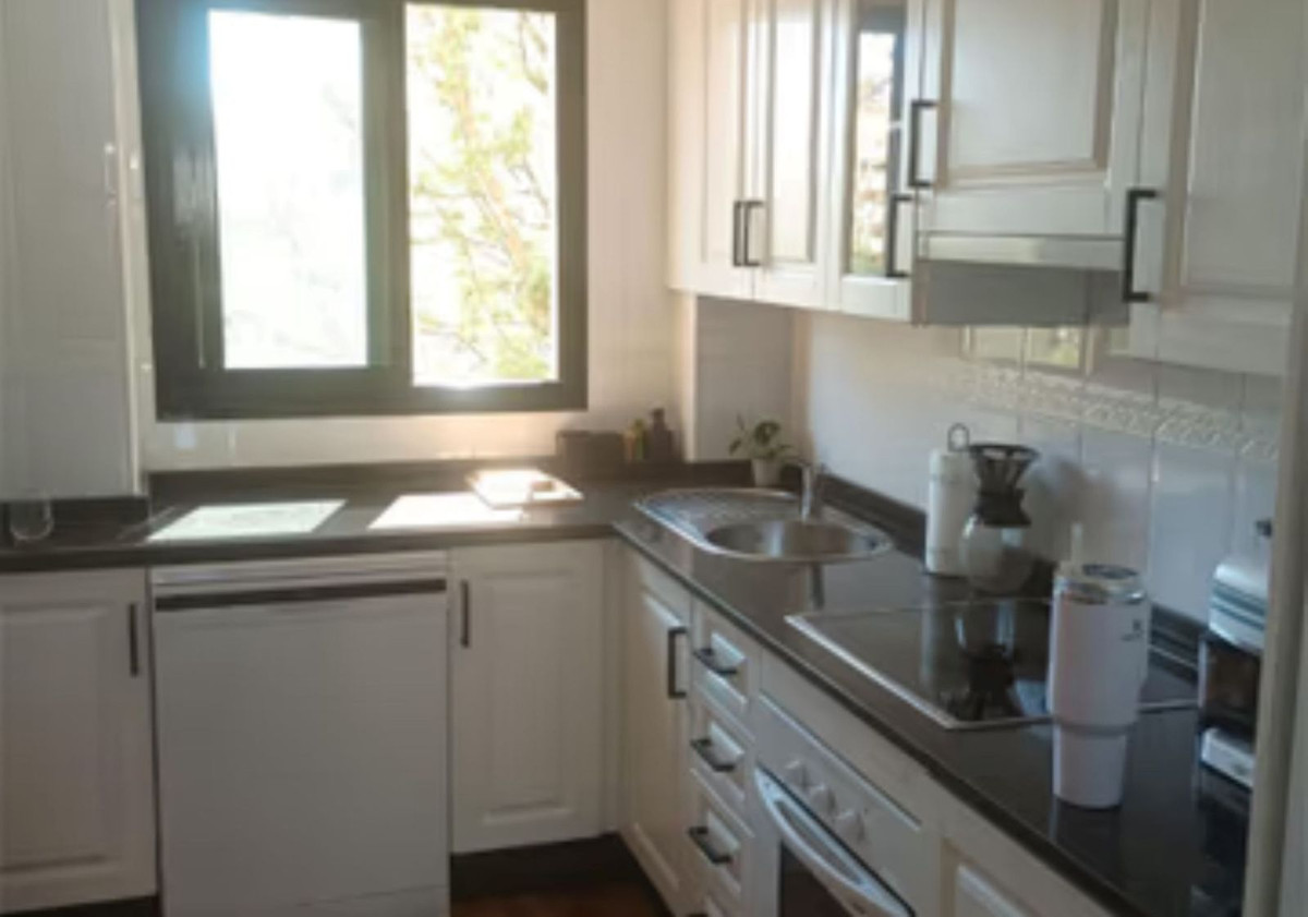3 bedroom Apartments for sale in Selwo – R4950658
