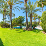 14 bedroom Villas for sale in Milla de Oro – R5121091
