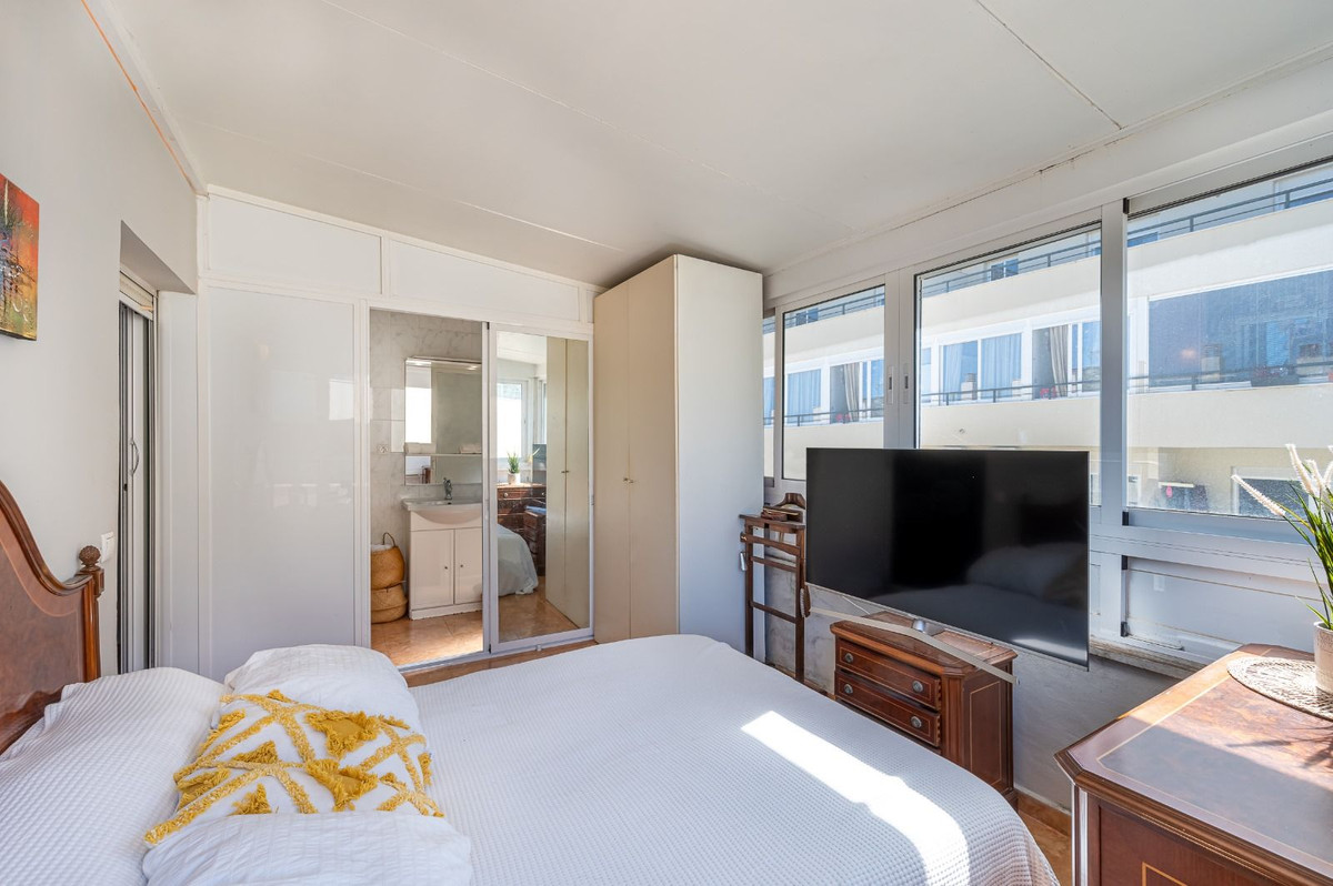 2 bedroom Penthouses for sale in Calahonda – R4955245