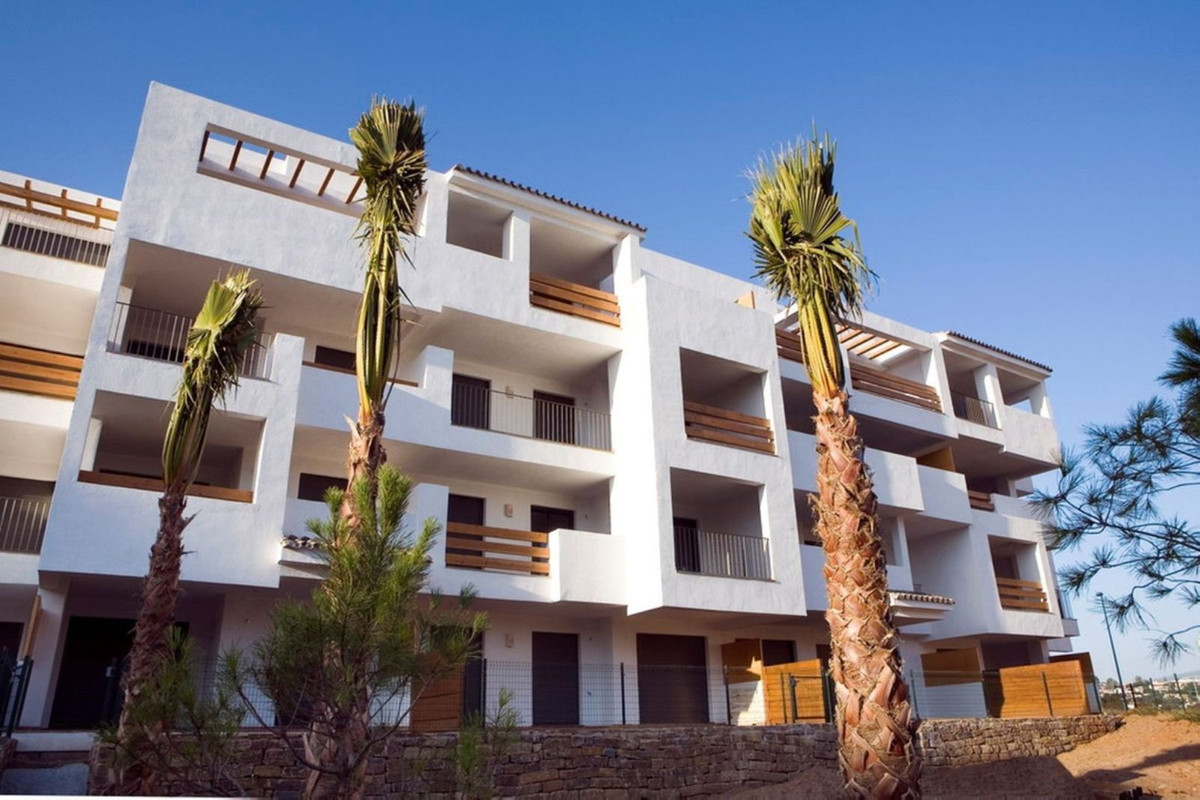 Apartamentos de 2 dormitorios en venta en La Cala de Mijas – R5117785