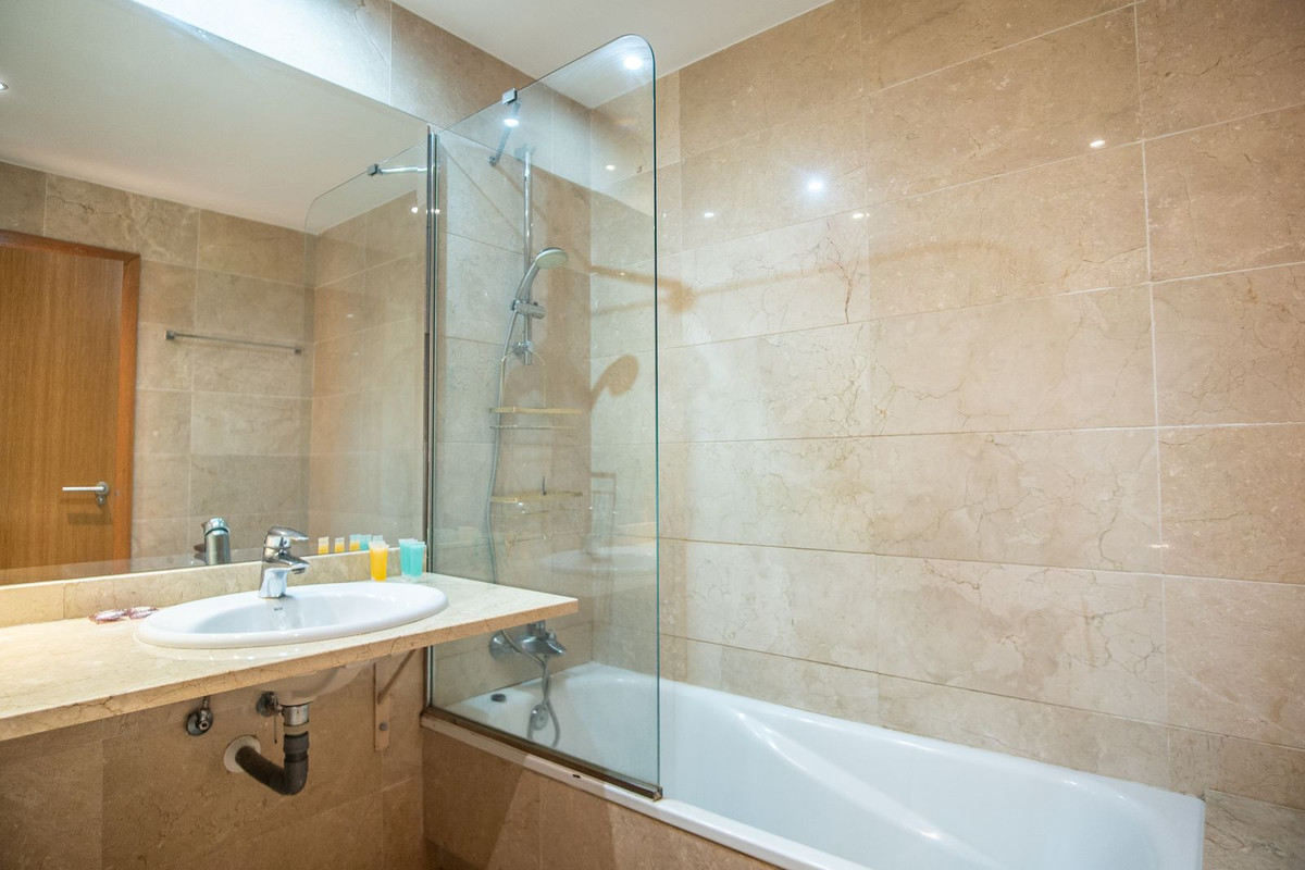 Apartamentos de 2 dormitorios en venta en Nueva Milla de Oro – R5010607