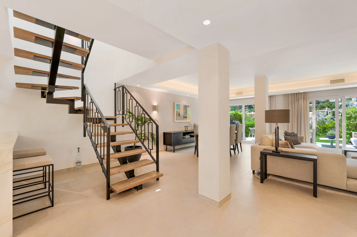 3 bedroom Townhouses for sale in La Quinta – R5108182