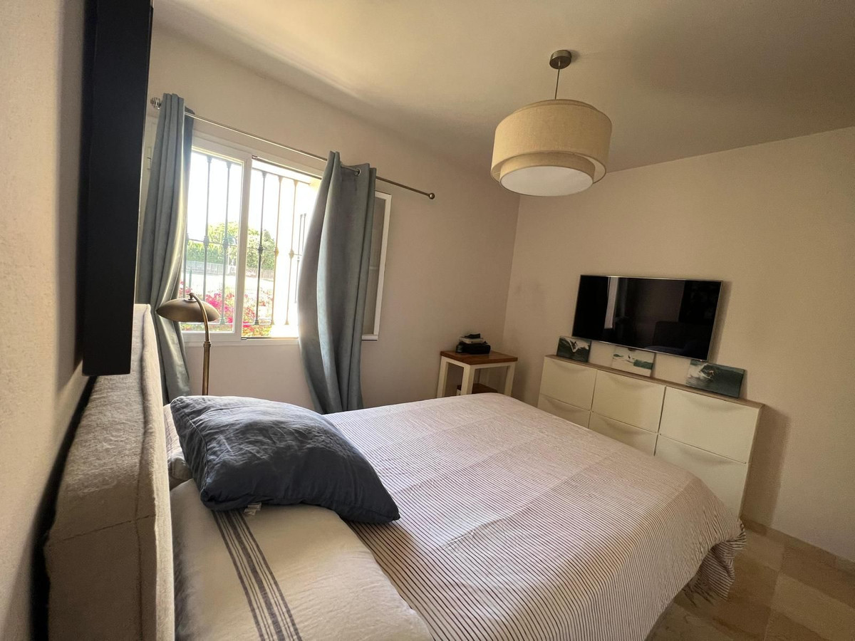 Apartamentos de 2 dormitorios en venta en Guadalmina Alta – R5117656