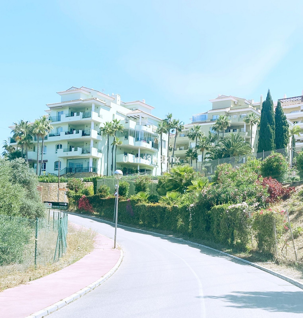 3 bedroom Apartments for sale in Miraflores – R5123200
