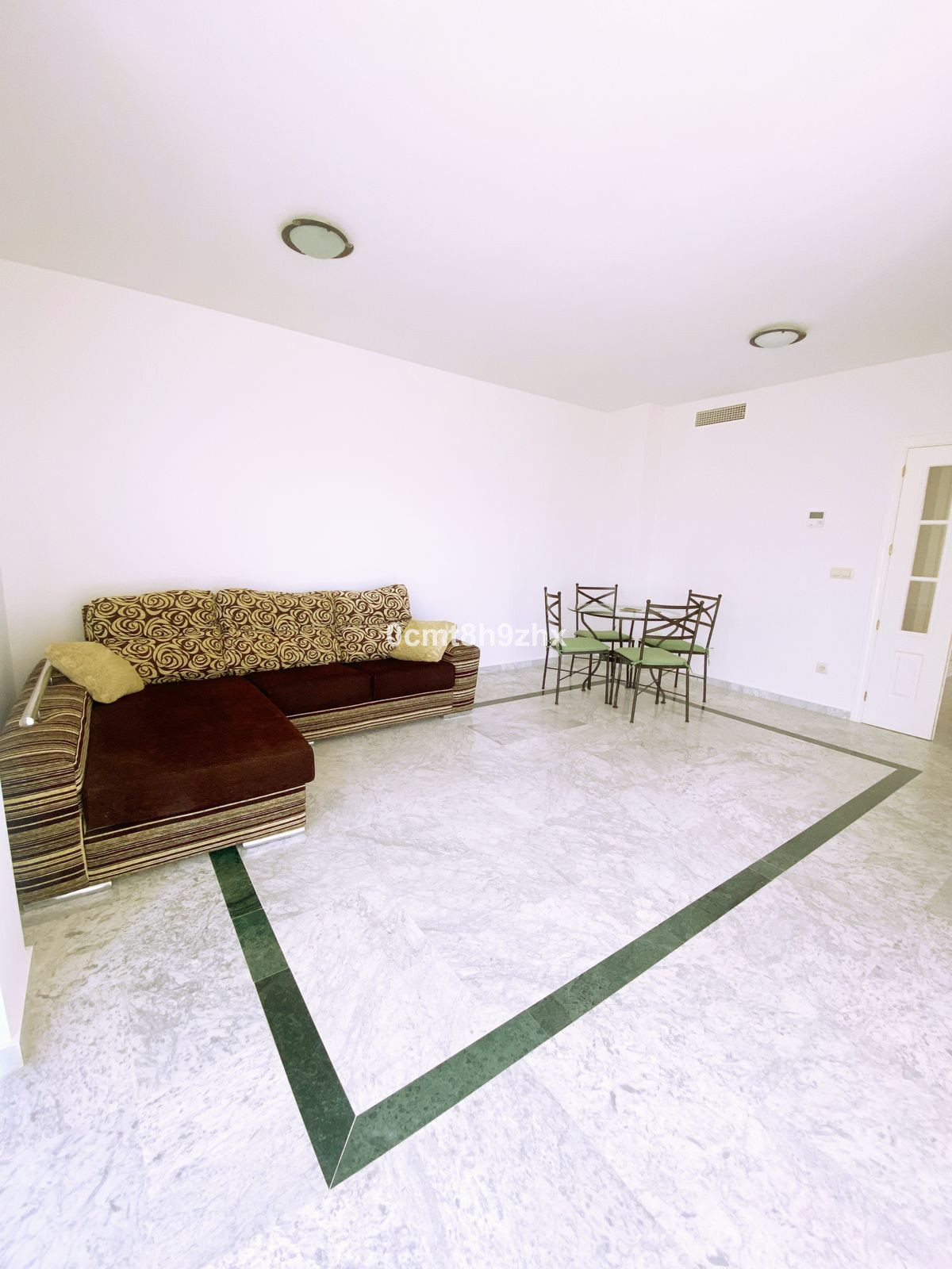 3 bedroom Apartments for sale in Miraflores – R5123200
