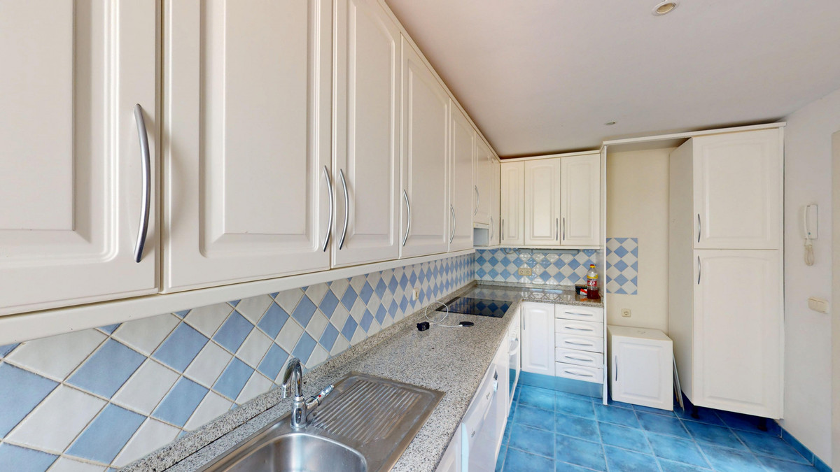 4 bedroom Townhouses for sale in Guadalmina Alta – R5064337