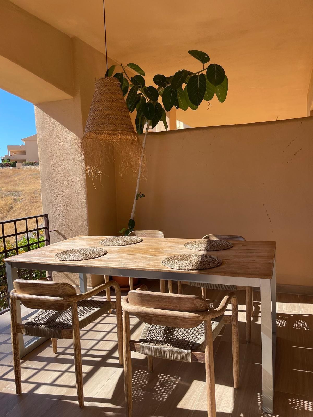 2 bedroom Apartments for sale in Selwo – R4990156