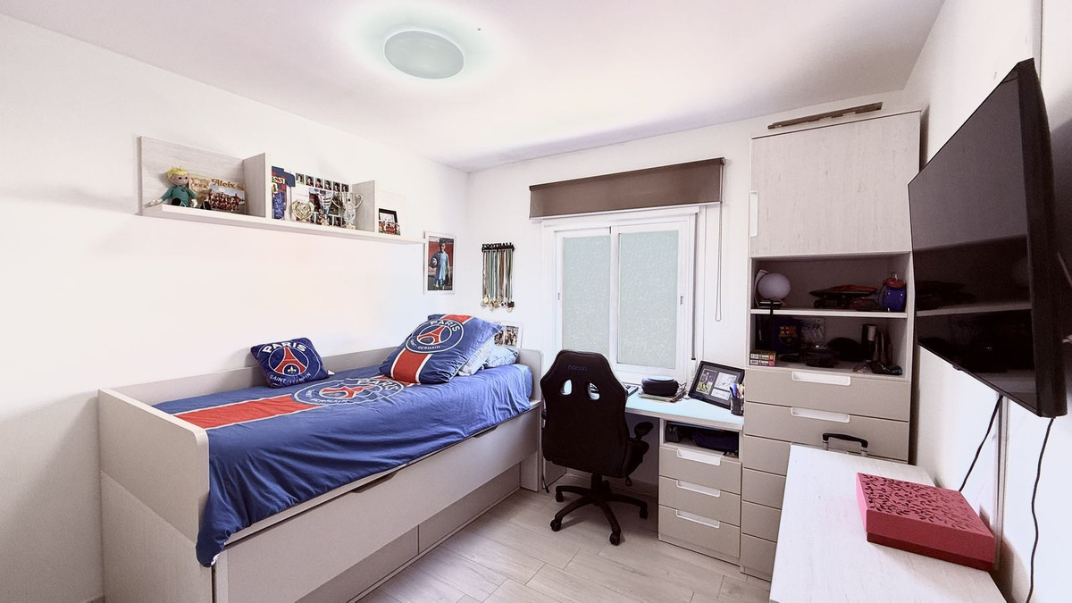 3 bedroom Apartments for sale in La Cala de Mijas – R5113729