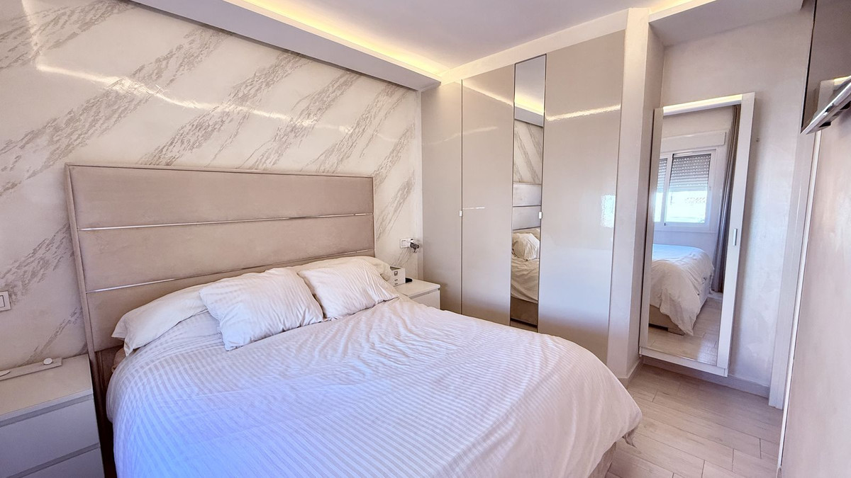 3 bedroom Apartments for sale in La Cala de Mijas – R5113729