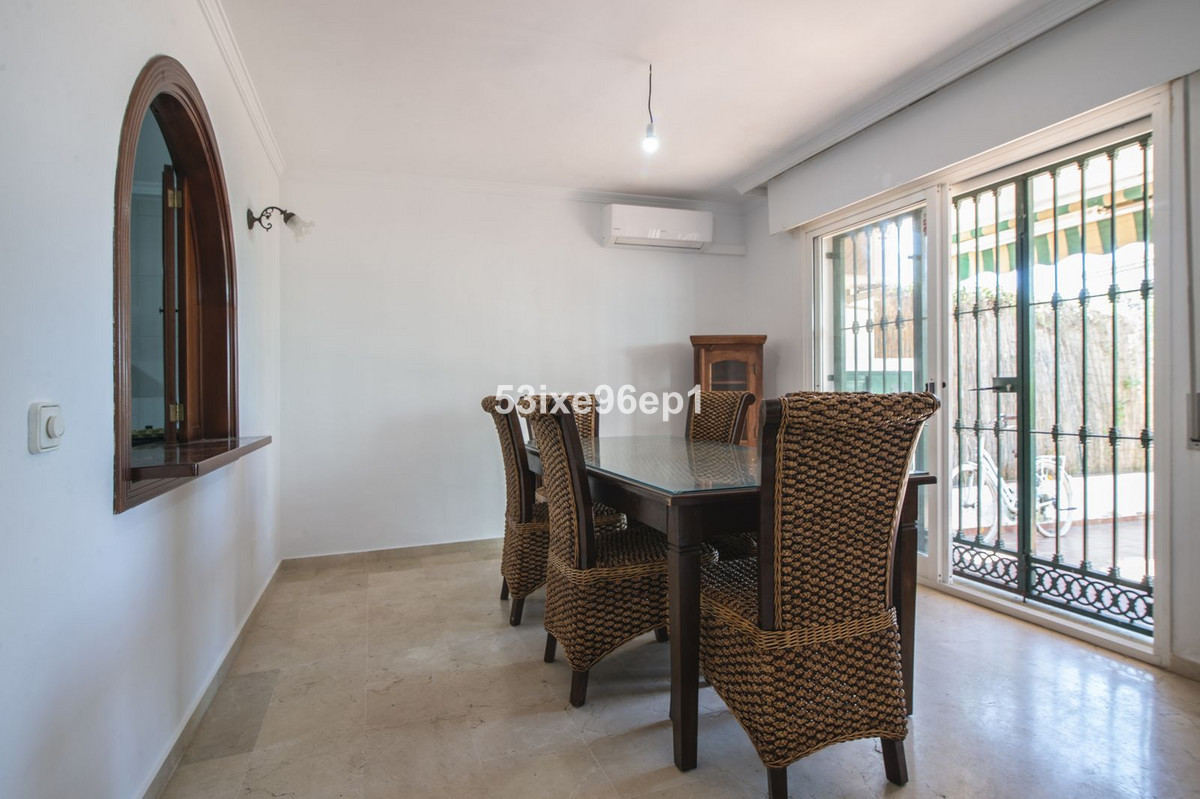 Pareados de 5 dormitorios en venta en Nueva Milla de Oro – R5005567