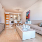 Apartamentos de 1 dormitorio en venta en Milla de Oro – R5123944