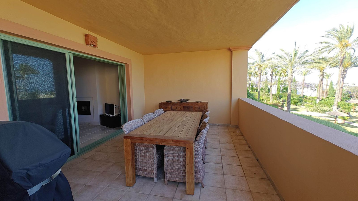 3 bedroom Apartments for sale in Los Flamingos – R5132203