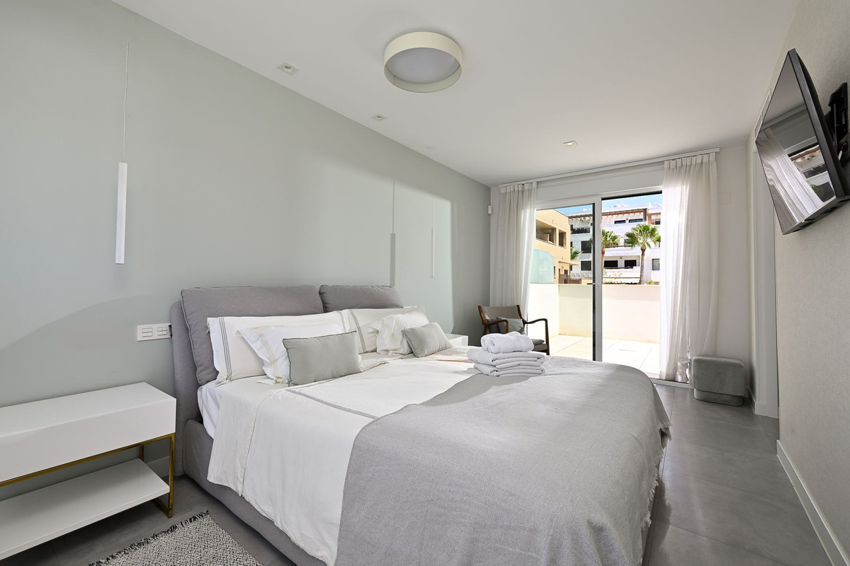 3 bedroom Penthouses for sale in La Cala de Mijas – R5117926
