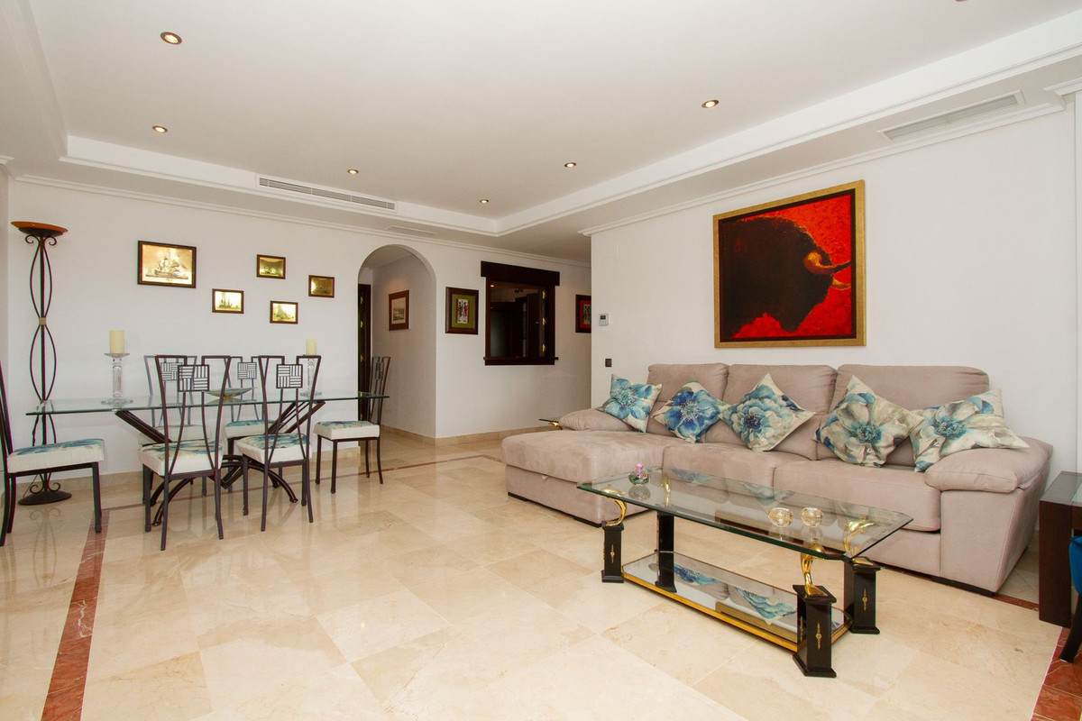 2 bedroom Apartments for sale in La Mairena – R5132512