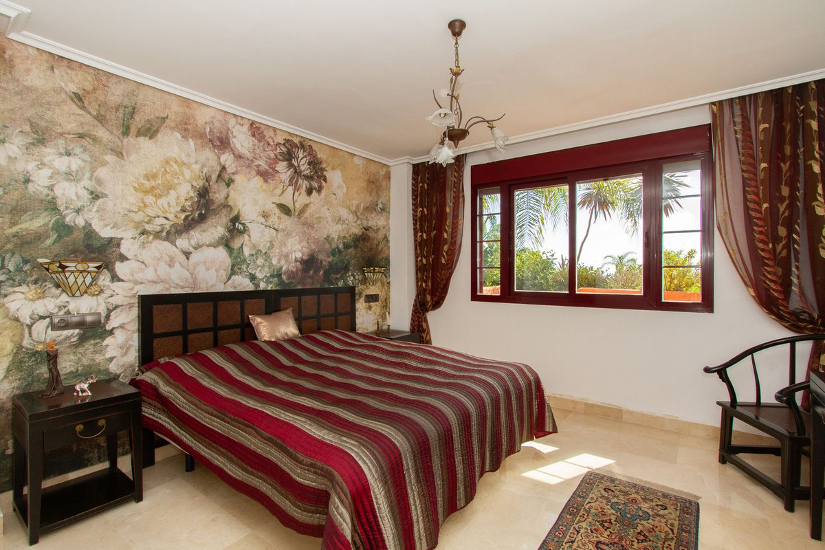 2 bedroom Apartments for sale in La Mairena – R5132512