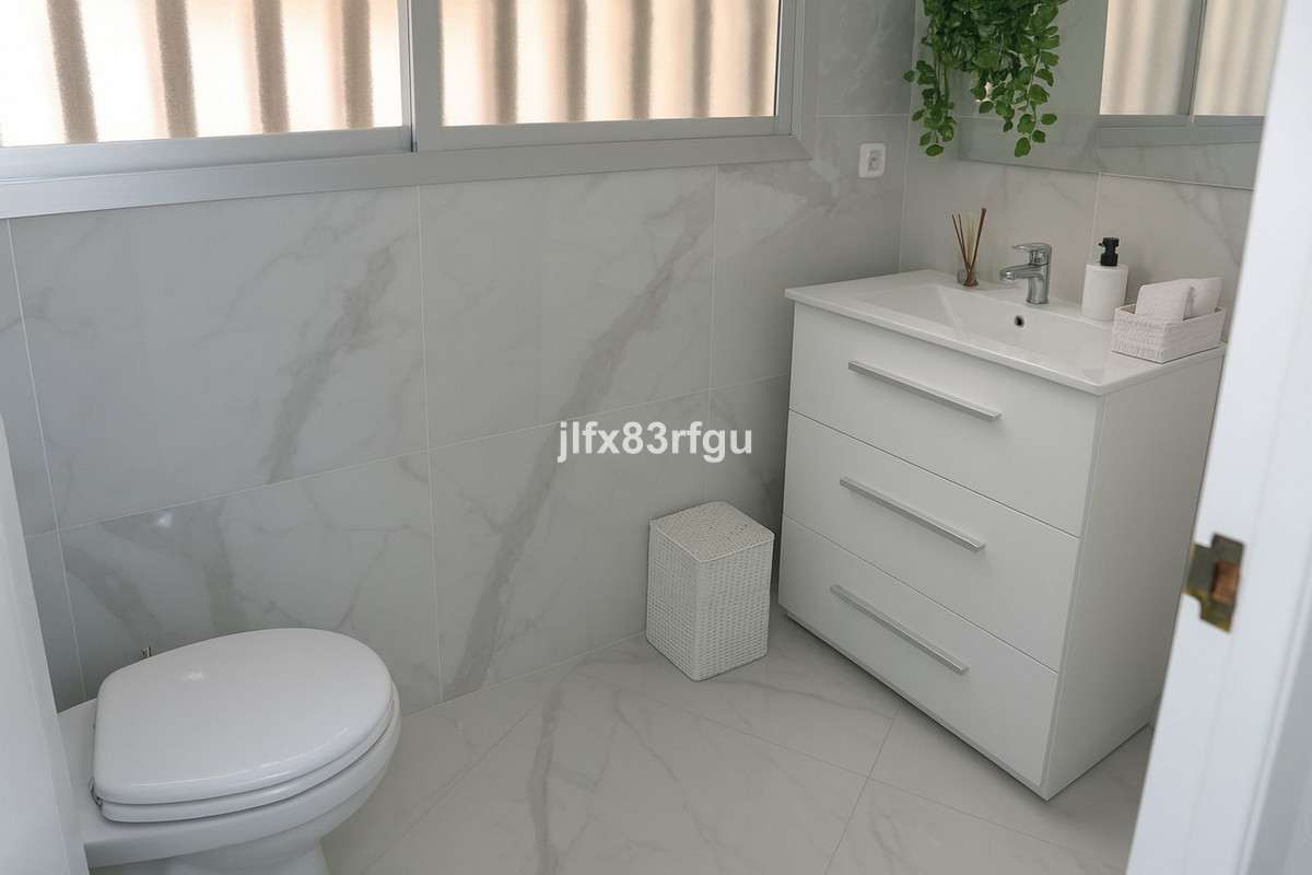 2 bedroom Penthouses for sale in Riviera del Sol – R5115409