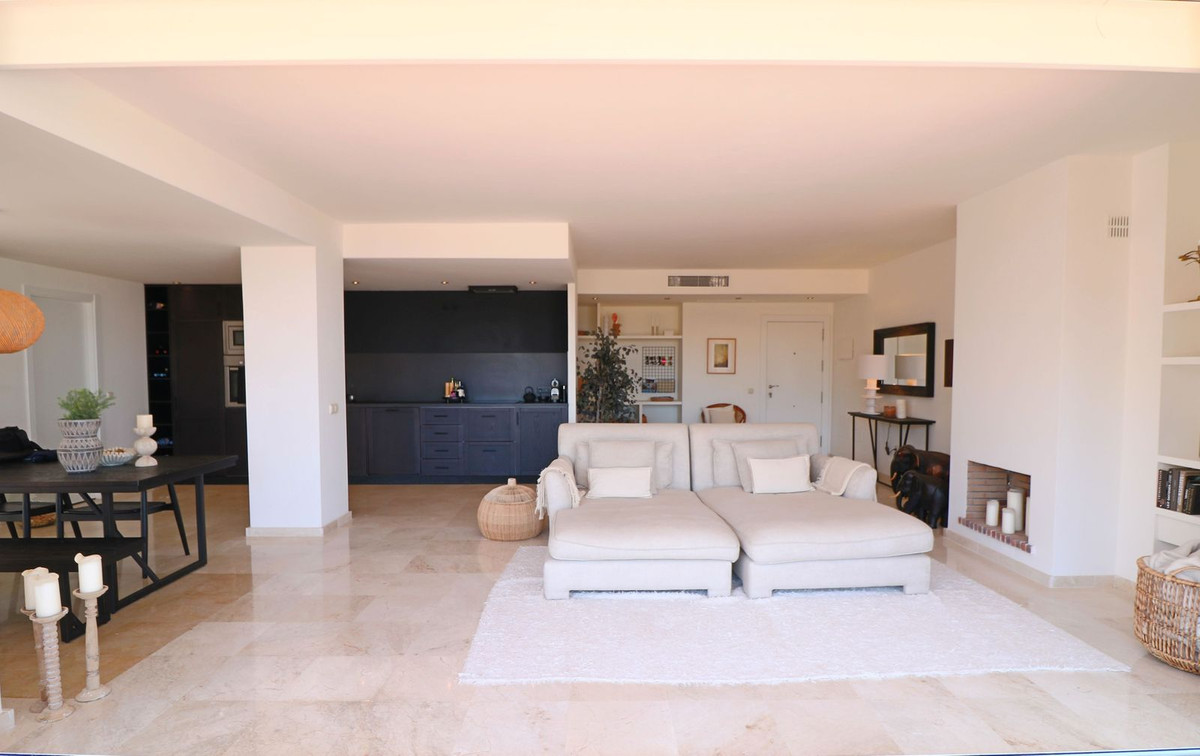 2 bedroom Penthouses for sale in La Mairena – R5129074