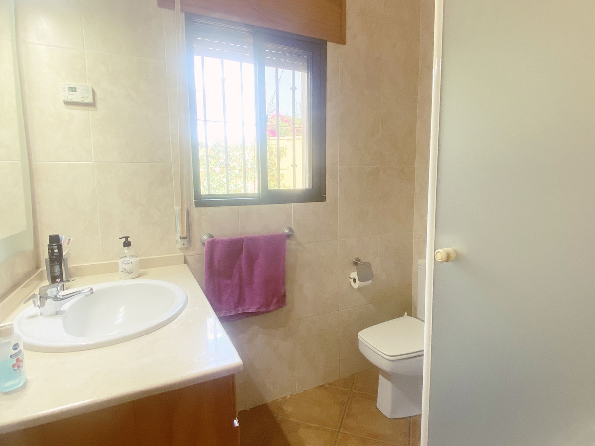 3 bedroom Villas for sale in Elviria – R5129014