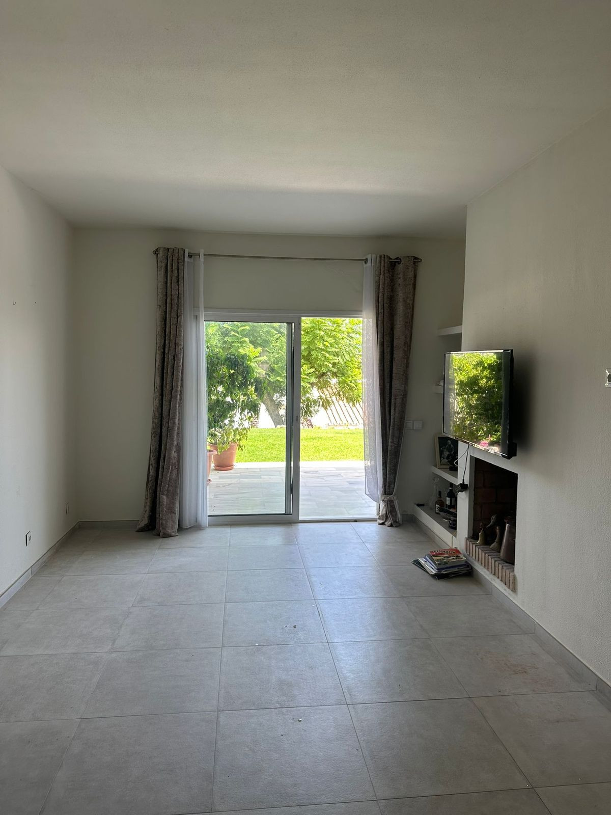 2 bedroom Apartments for sale in Marbella – R5141662