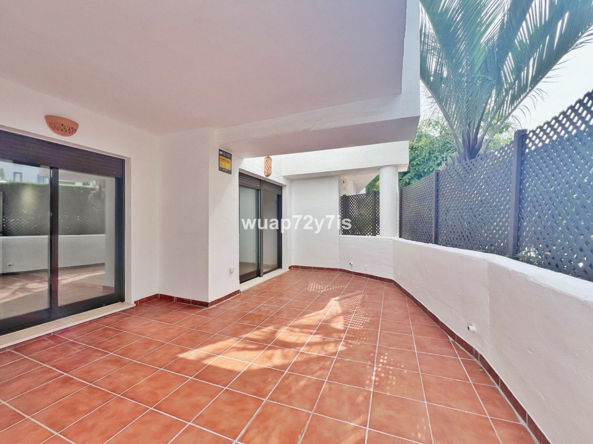 3 bedroom Apartments for sale in Atalaya – R5134747
