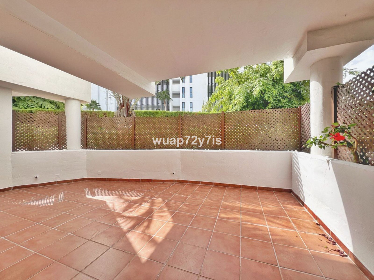 3 bedroom Apartments for sale in Atalaya – R5134747