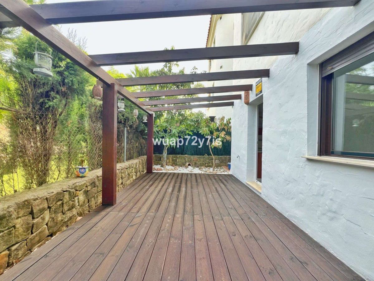 3 bedroom Apartments for sale in Atalaya – R5134747