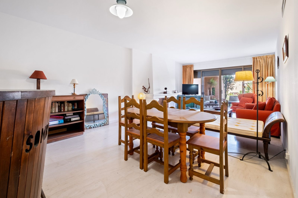 2 bedroom Apartments for sale in Nueva Milla de Oro – R5116570