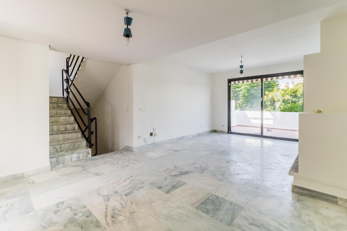 3 bedroom Townhouses for sale in Atalaya – R5060836