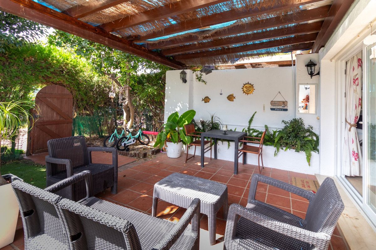 2 bedroom Villas for sale in Atalaya – R5142817