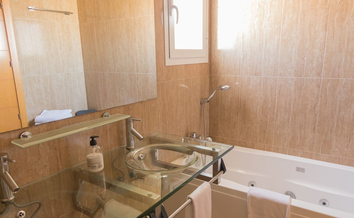Apartamentos de 2 dormitorios en venta en Diana Park – R5142190