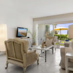 2 bedroom Apartments for sale in Miraflores – R5127880
