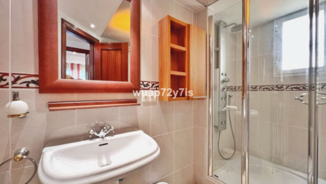 5 bedroom Townhouses for sale in Costabella – R5139940
