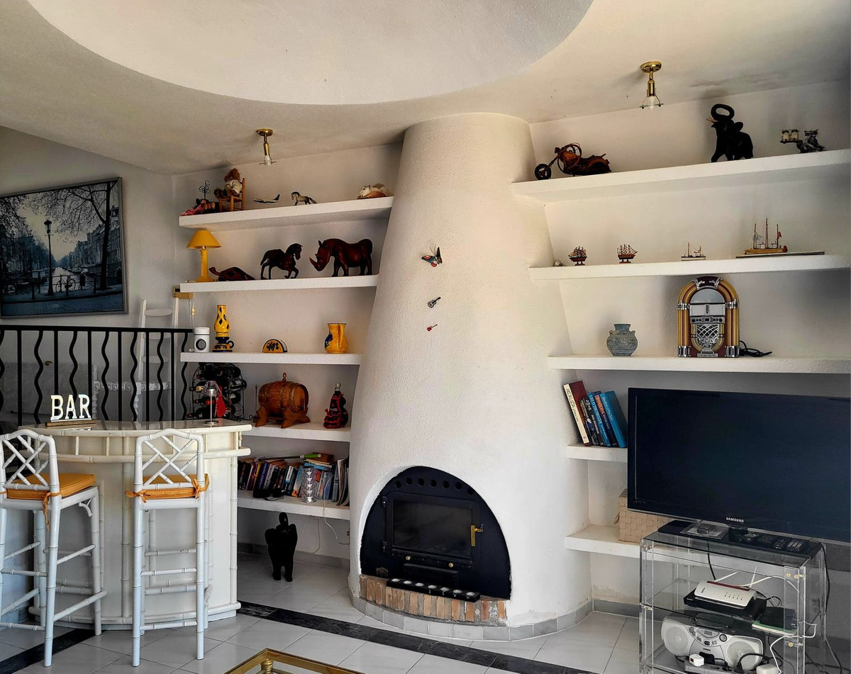 2 bedroom Townhouses for sale in Cabopino – R5126395