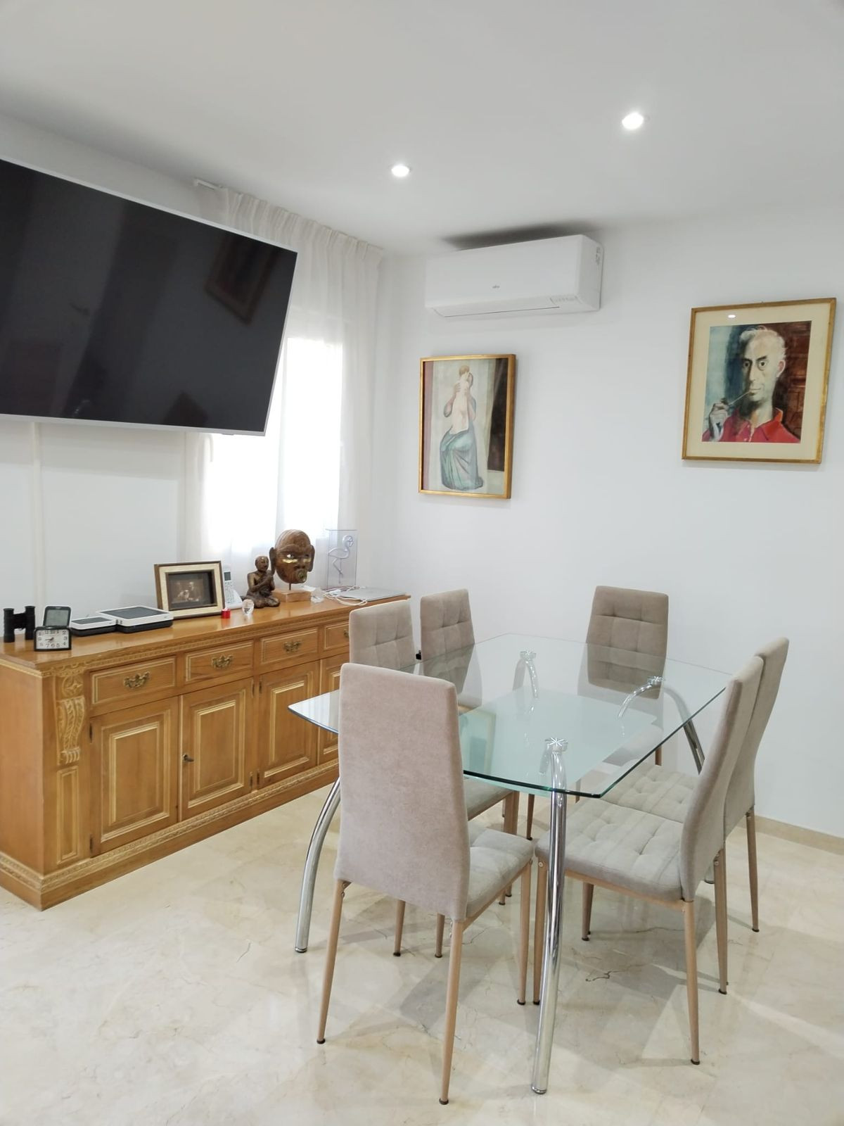 3 bedroom Apartments for sale in Marbella – R5125024